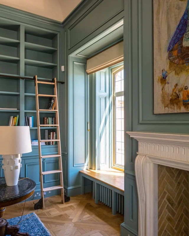 Fitted library shelving with a rolling ladder and a bespoke window seat all designed, built, and installed by our team.  Have a project in mind? Get in touch with us via our website or email Jonathan, Joinery Director – jonathan.watts@kingerlee.co.uk  #KingerleeJoinery | #CAD | #Joinery